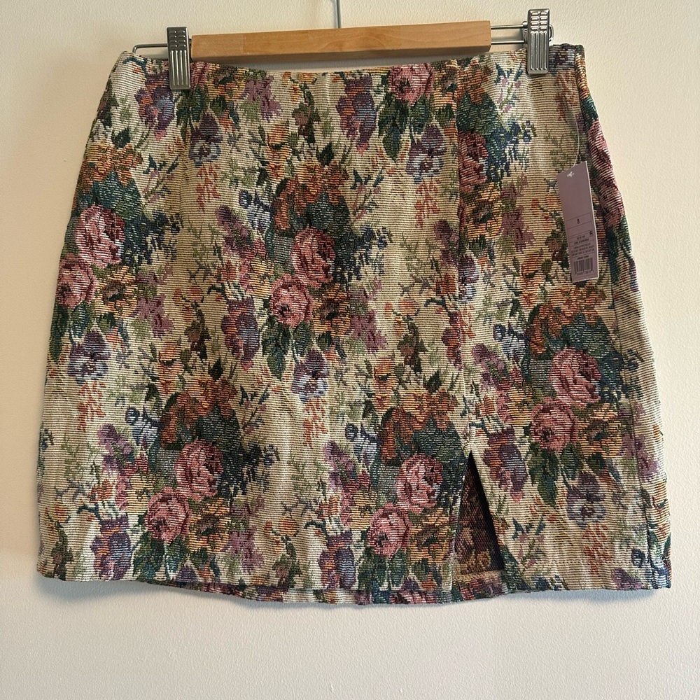 wild fable Floral Tapestry Mini Skirt - Cream, Pink & Green